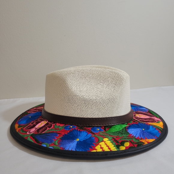New Beautiful Embroidered Hat - Picture 4 of 14